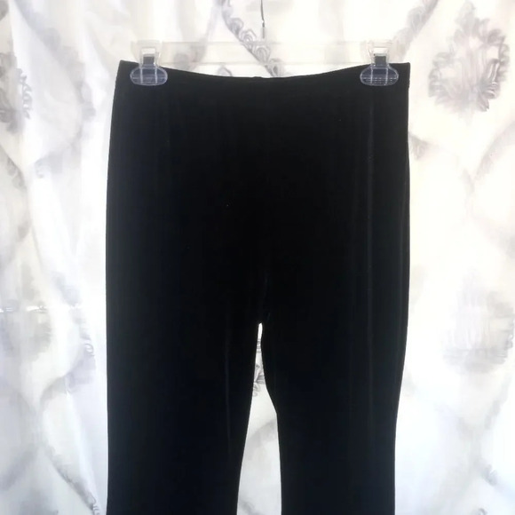 Shein pants size medium. ( Box B) - Picture 2 of 6
